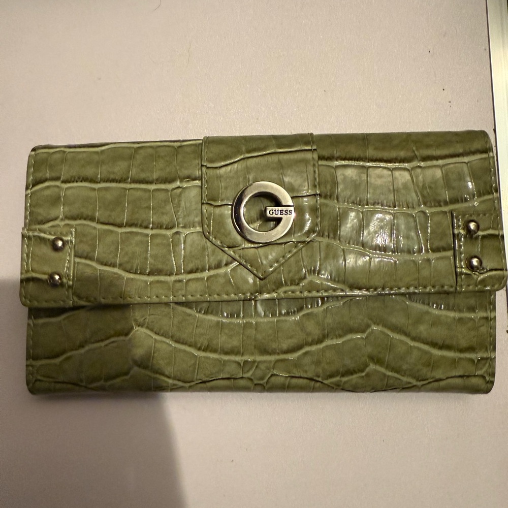 Guess Olive Crocodile Embossed Wallet